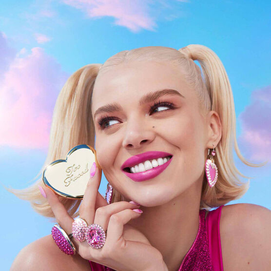 BORN THIS WAY P� COMP SOFT BLUR LIGHT